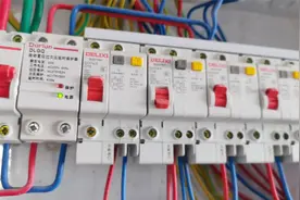 跳闸就是断路器坏了？老电工十种方法判断漏保或空开是否已经损坏视频封面