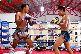 新星泰拳王马纳猜的体力值爆表！两位教练轮番上阵！星当亲自陪练视频封面