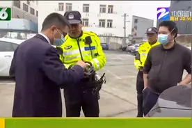 两车发生相撞，网约车司机不服责任认定？交警解释：看路权！视频封面