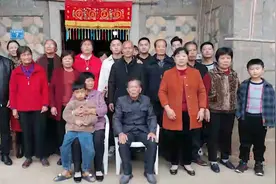 泪目！福建男子5岁被拐，20年后靠一条视频与双胞胎哥哥团聚