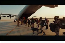 中国特种部队“红龙苏醒”震撼大片外国网友：中国的装备真的变了视频封面