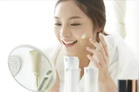 每次敷完面膜，精华液都剩下好多！扔了好浪费？第二天还能用吗视频封面