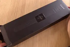 华米 ZEPP E智能手表开箱，体验方面能否和苹果一战视频封面