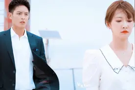 女孩意外发现让她深爱的男友，突然接近她只为利用，最终崩溃分手