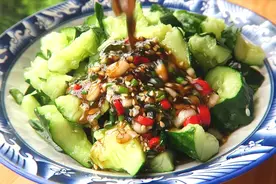 凉拌黄瓜酱汁就该这样调，清脆爽口，热天吃最过瘾