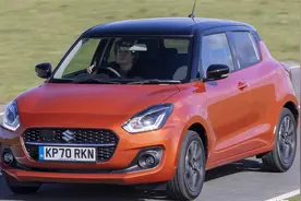 6.8万起售！配1.4T混动+6MT+主动安全系统，2023款铃木雨燕亮相