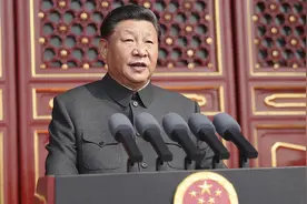 庆祝中华人民共和国成立70周年大会 阅兵式 群众游行特别报道