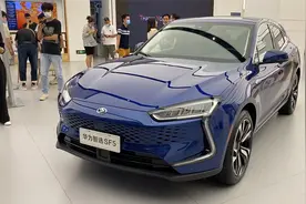 华为不造车，但它卖车啊！赛力斯SF5上手评测