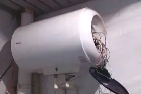 热水器不通电不显示不加热还漏电？这个问题很奇葩视频封面