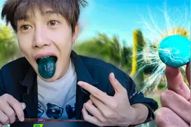 挑战吃6种最酸的糖果！眼泪都给我干出来了视频封面