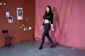 抖音热门爵士舞tik tok分解教学，一起来跟着丽子老师舞动起来吧视频封面