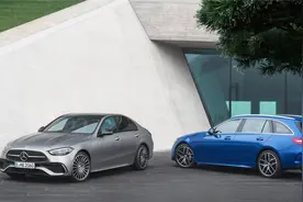 出风口带氛围灯 三块大屏 48V轻混 全新奔驰C级首发视频封面