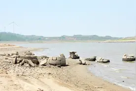 水库水位下降金元古墓面世，14座露出水面，还有10多座掩于水中视频封面