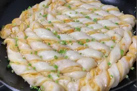 花卷跟咸蛋黄的完美融合，味道竟然可以这么好吃！做法简单易学哦