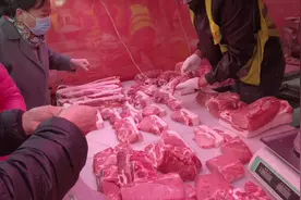 沈阳皇姑区最大的早市，五花肉27元一斤，蔬菜价格很便宜，人真多视频封面