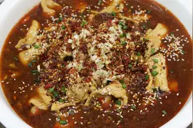 没想到水煮肉片这么简单，记住这个技巧，肉片滑嫩入味，麻辣鲜香视频封面