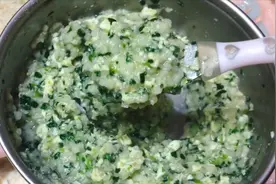 婴儿辅食：颗粒面这么做补铁又有营养，做法简单5分钟搞定宝宝餐视频封面