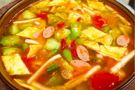 丝瓜汤最好喝的做法，掌握这个技巧，汤鲜美味又营养，家人都爱喝