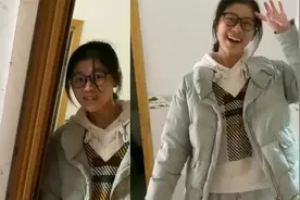 爸爸出差回家没有提前通知女儿 女儿开门瞬间反应令人泪目视频封面