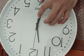 挂钟拆装过程视频视频封面