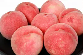 腌菜吃法太多了，腌桃子你吃过吗？手把手教会你，做5斤都不够吃