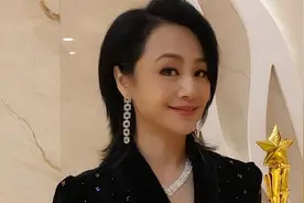 本能碾压李湘成湖南一姐的曹颖，为爱情退隐后得了抑郁症？视频封面