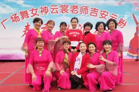 云裳广场舞《草原情缘》经典草原风好听好看(共舞版)云裳团队出品