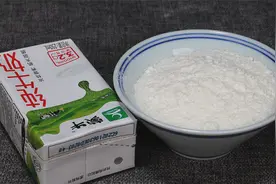 想吃冰淇淋在家也能做，牛奶加面粉，原来这么简单，比买的还好吃