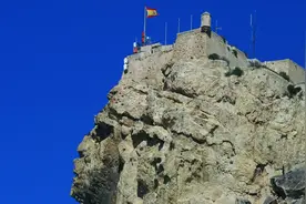 西班牙：圣芭芭拉城堡上的那具摩尔人之脸，是一个凄美的爱情传说视频封面