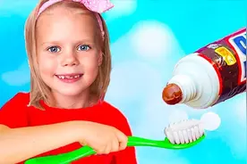 不同版本的牙科歌曲视频封面