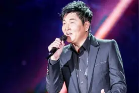 孙楠一家四口罕见同框，儿女与继母潘蔚相处融洽，合照引网友争议视频封面