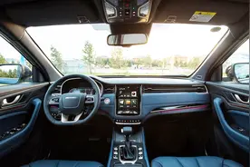 没有中控屏幕的车选行车记录仪，哪种好？视频封面