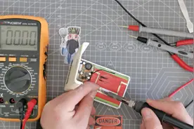 充电宝放太久充不进电别扔！找个废弃手机充电器来修复，再用三年