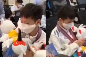 全红婵领衔广东队获全运会跳水团体金牌！现场纯真笑声萌翻网友视频封面