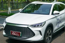 宋PLUS DMi配置解析：为什么多数人都选17.58万高配版本？