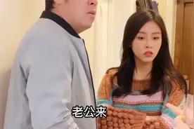 戏精搞笑日记：美女点外卖，神操作笑翻全场，太逗了视频封面