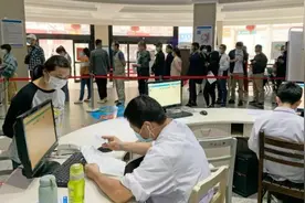 阳性患者上升至57名！南京病毒战役打响，令14亿人揪心的事又发生视频封面