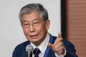 郝万山：阳虚导致的怕冷爱出汗，一杯茶助你补足阳气！视频封面