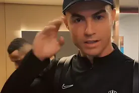 利雅得胜利CEO致歉！C罗随队离开深圳，中国行延期至8-9月视频封面