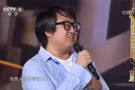 农村女孩网上唱歌走红，巧遇恩师，免费教她唱歌技巧视频封面