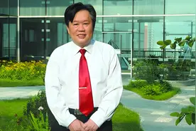 配偶炒股一年买入1.5亿、获利近60万元，中科曙光董事长自责视频封面