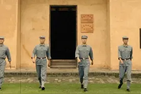 人民公安从这里走来，中国人民警察警服变迁史，这些警服你见过哪套？ #公安  #人民公安为人民  #变装 