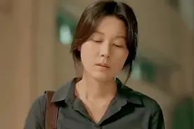 18. 老师居然喜欢上了自己的学生