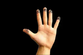 十个手指全是簸箕纹的人有何命运特征？