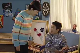 刘星和克隆人身份互换，“想怎么玩就怎么玩，先怎么疯就怎么疯”视频封面