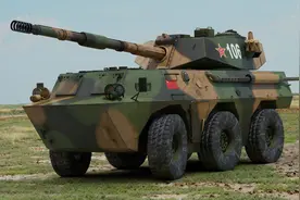 中国的PTL02 和 WMA301 突击炮，征服非洲的完美轮式装甲突击车视频封面