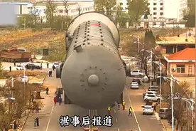 大型分离塔运输安装#超级工程 #城市建设视频封面