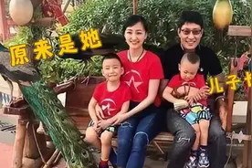 45岁于震二婚老婆首曝光，竟然是我们熟悉女明星，俩儿子颜值太高视频封面