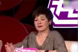 毒舌柯以敏让女选手滚下台，嘲讽选手结巴，被寇乃馨一句话激怒！视频封面