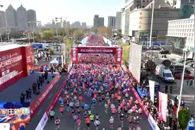 新闻综述——体育赋能 马拉松赛事“流量”变经济“增量”视频封面